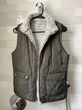 Quilted Sherpa-Lined Vest in Olive Green